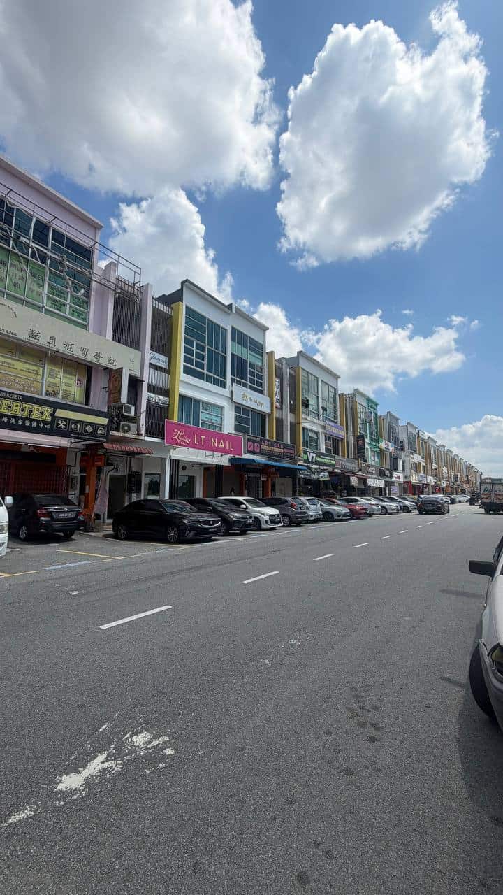 3-Storey Shoplot Taman Mutiara Mas