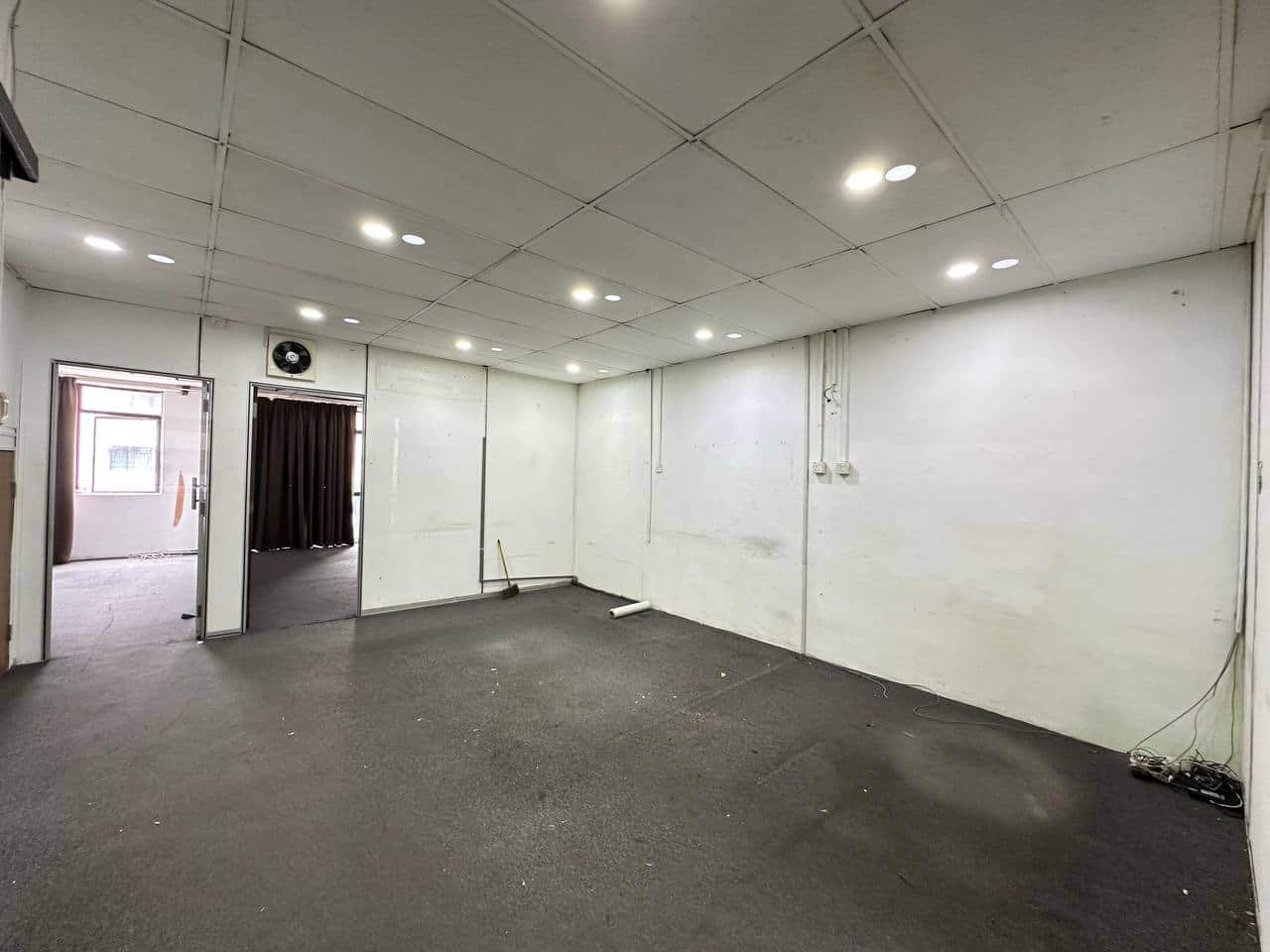 Shop Office Permas Jaya