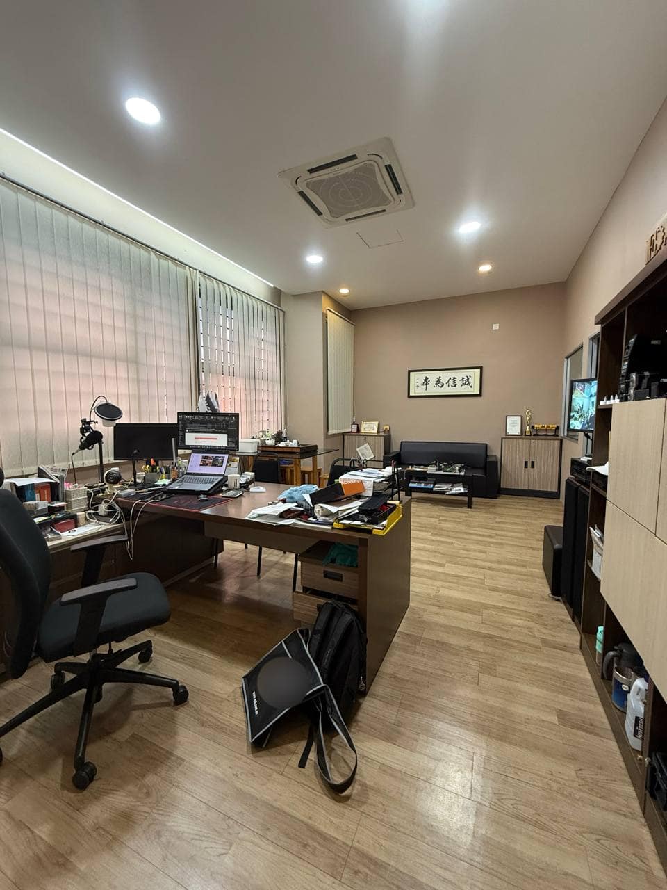 Double storey Shoplot Taman Gaya โ photo 1