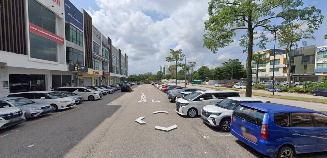 3 Storey Shop Lot Ponderosa Avenue