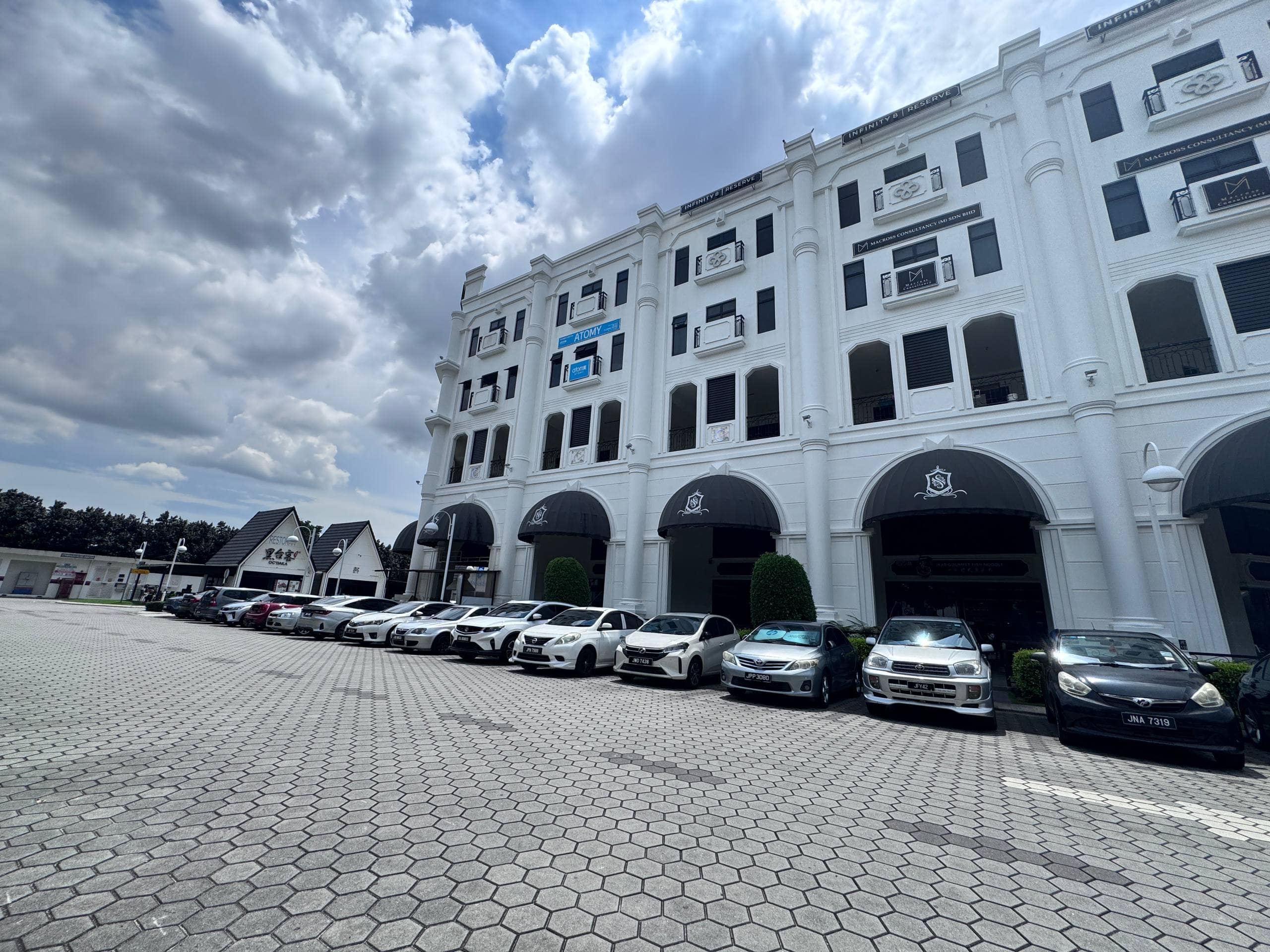 Ground Floor Shop Pusat Perdagangan Ekoflora – photo 1
