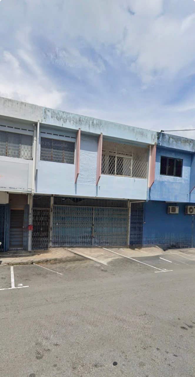 Double Storey Shop Lot Taman Tasek