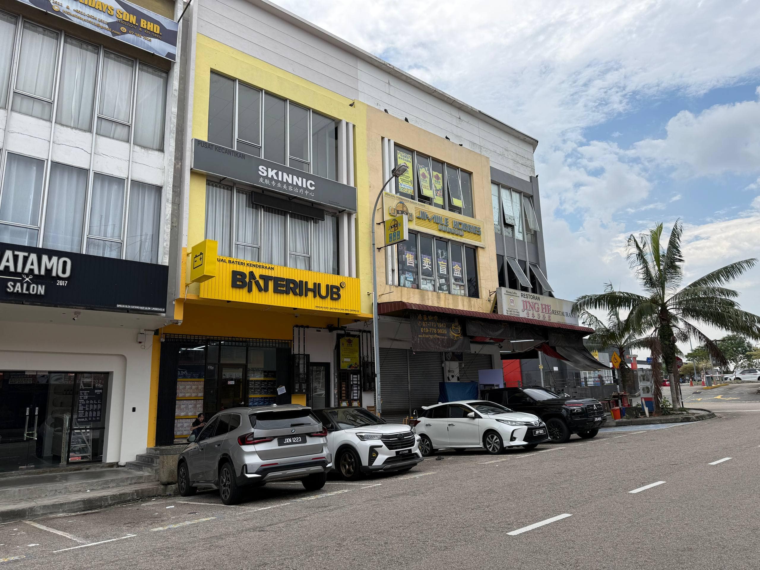 3 Storey Shoplot Intermediate lot Jalan Pendekar 1x – photo 1