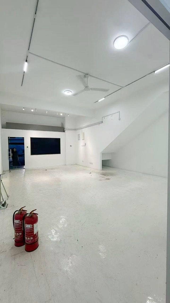 Ground Floor Shoplot Taman Pelangi Indah – photo 1