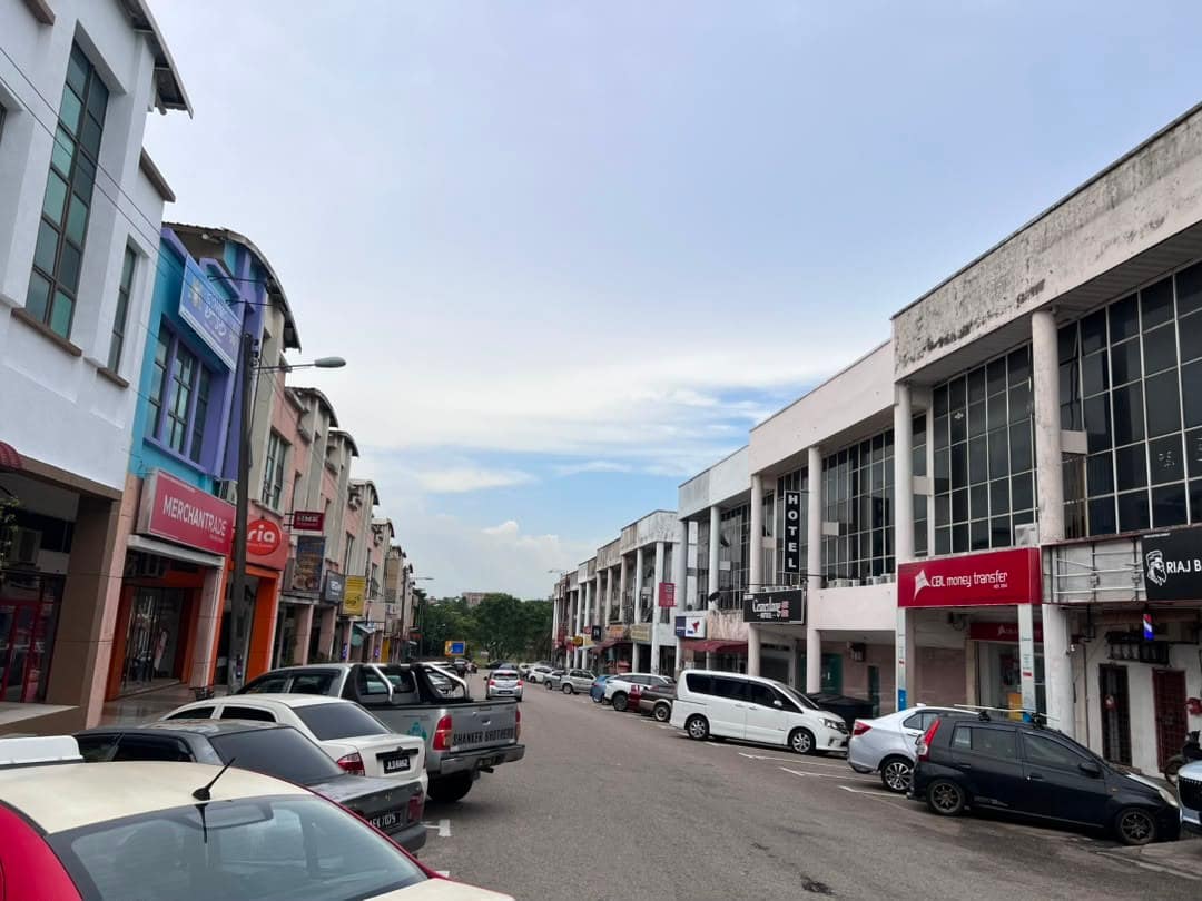 2 Storey Shop Lot Desa Cemerlang – photo 1