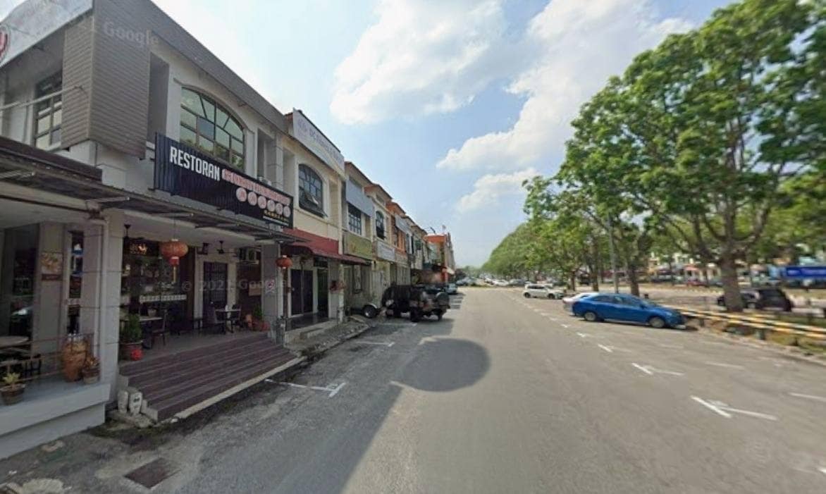 Double Storey Terrace Shop Desa Cemerlang – photo 1