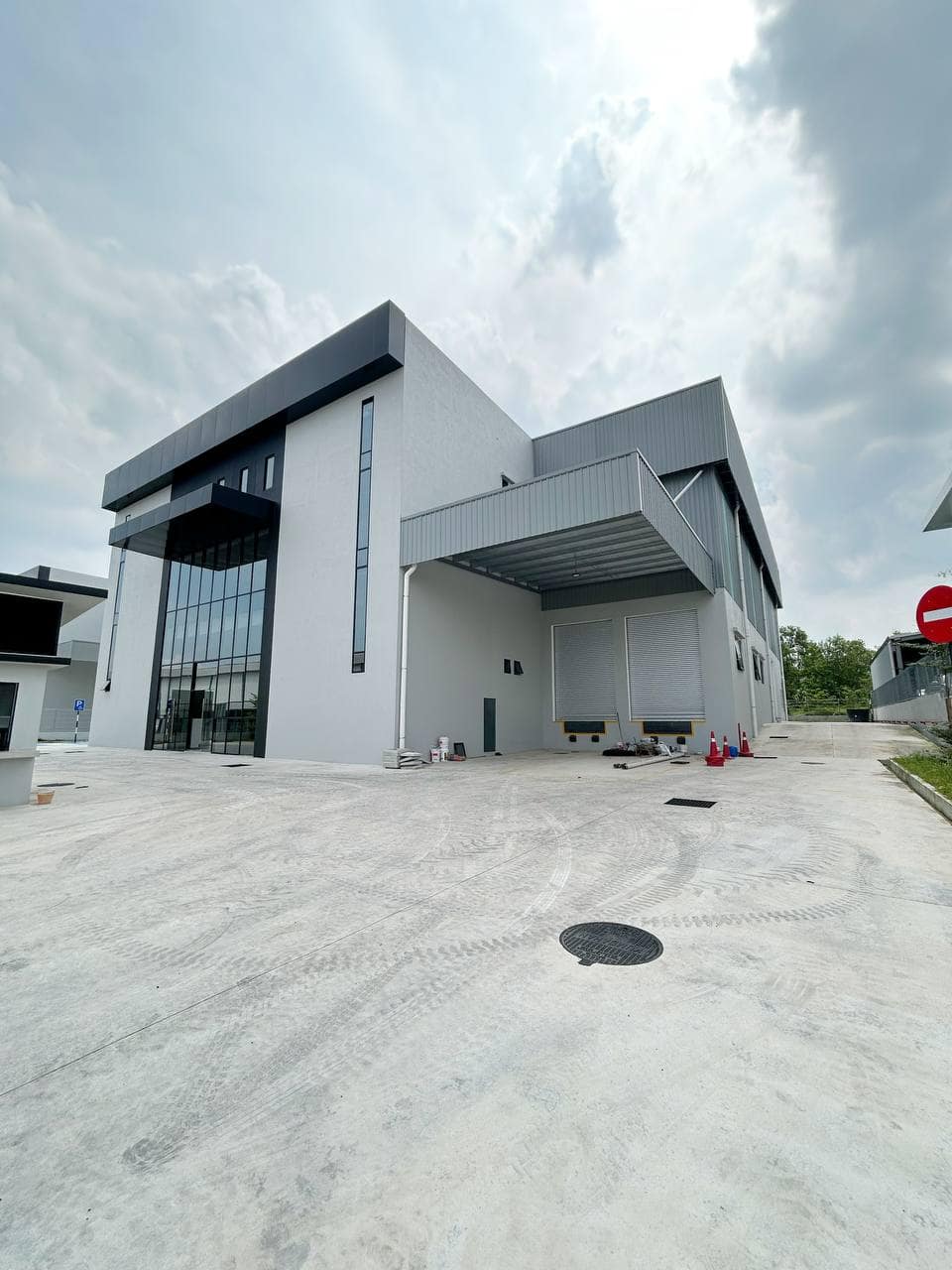 Detached Factory Impian Emas – photo 1