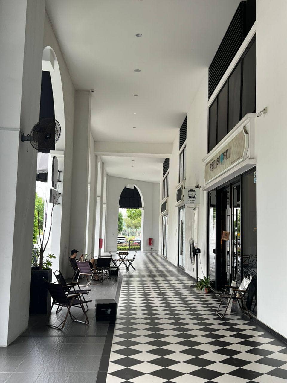 Ground Floor Shoplot Eco Palladium – photo 1