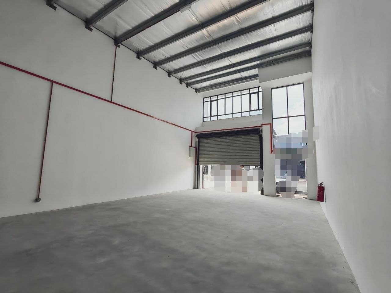 Single Storey Terrace Factory Empire Park @ Kulai – photo 1