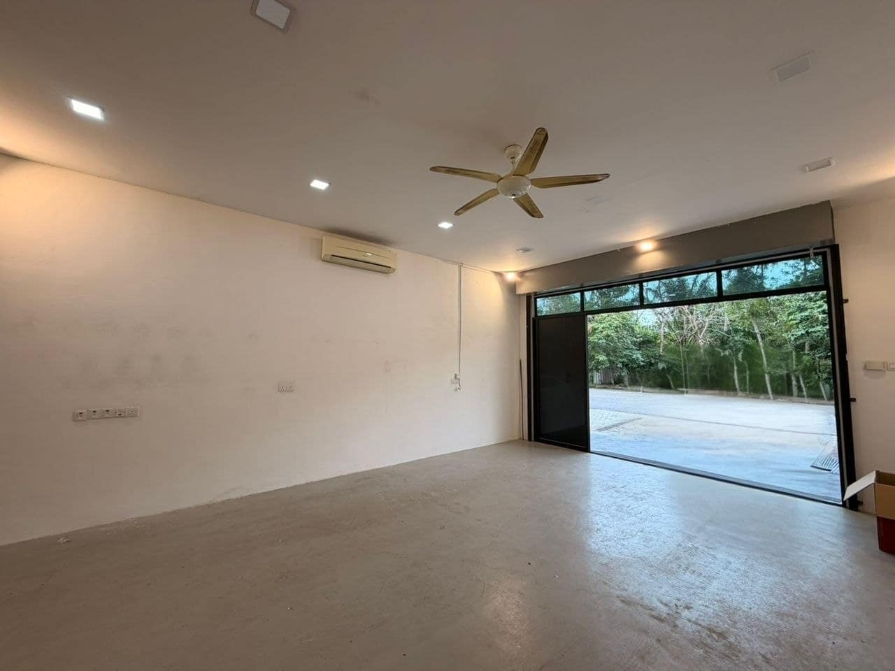 3 Storey Terrace Shop Lot Setia Eco Cascadia – photo 1
