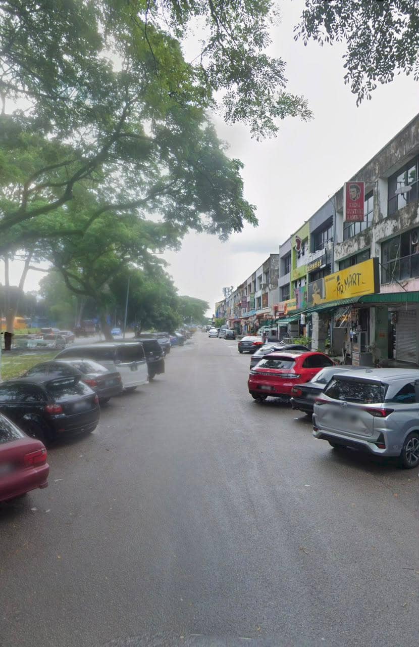 3-Storey Terrace Shop Jalan Jaya Mas – photo 1
