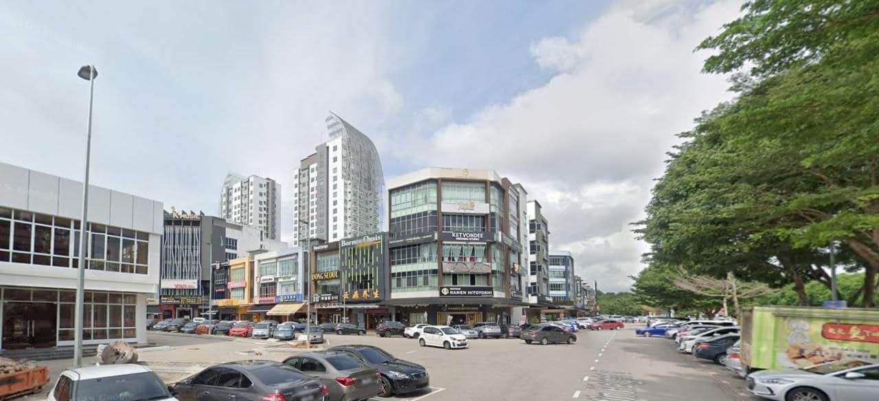 5-Storey Shoplot Austin Heights – photo 1