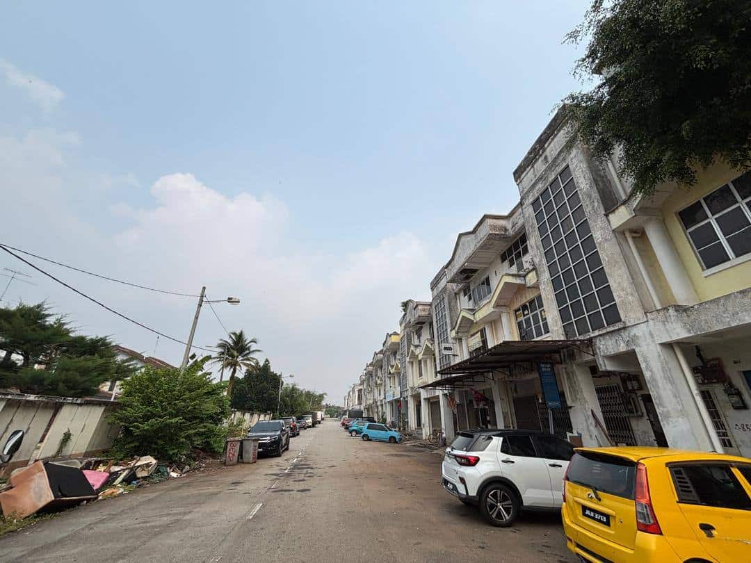 Ground Floor Commercial Unit Sri Putri 5