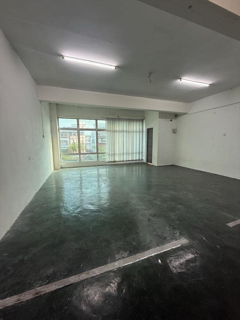 For RENT
Taman Nusa Sentral 3stry shop
📍Jalan Sen… – photo 1