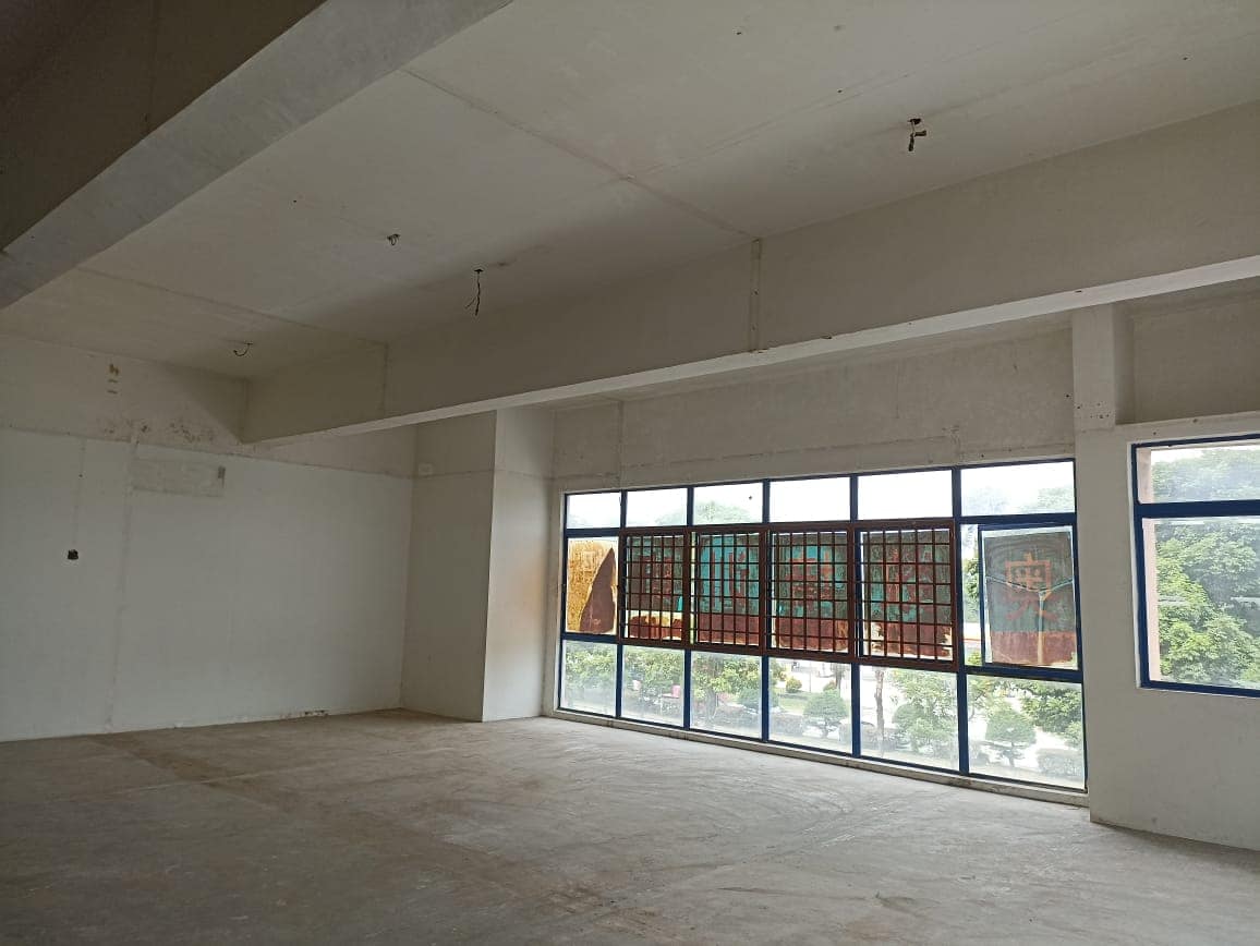 4-Storey Shoplot – photo 1