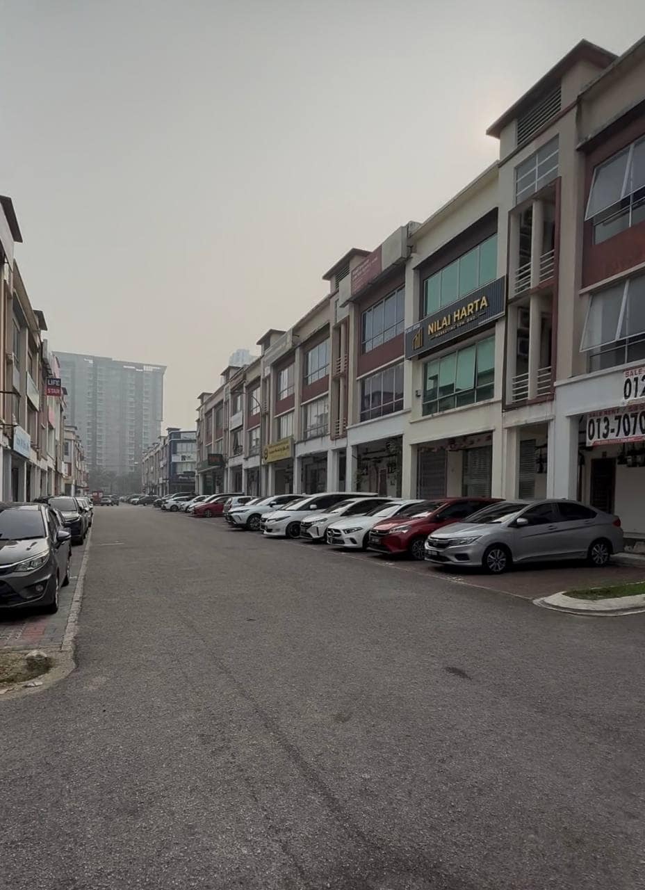 Ground Floor Shoplot Austin Perdana – photo 1