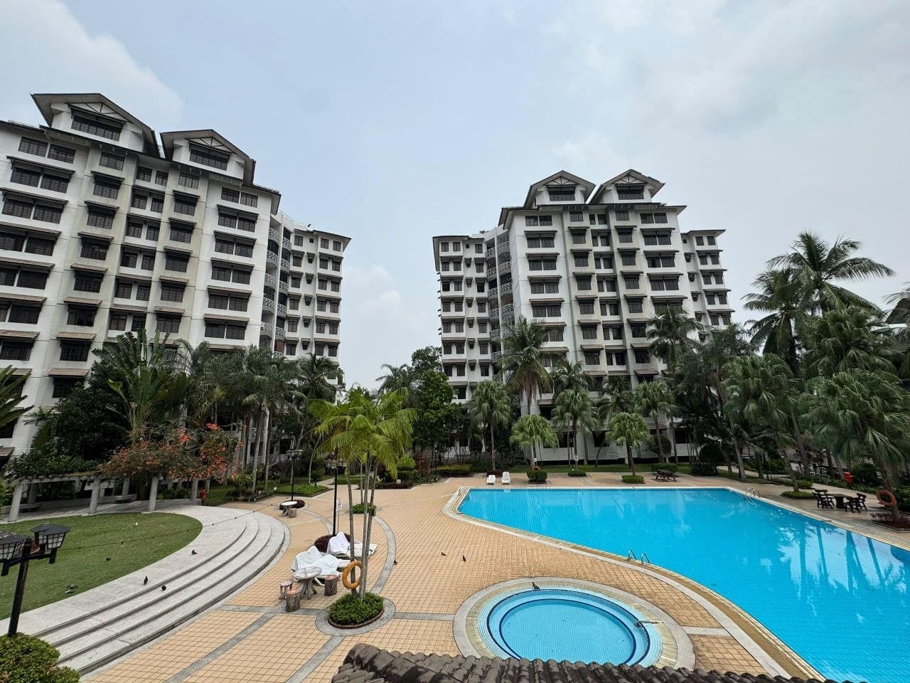 Condominium Taman Pelangi – photo 1