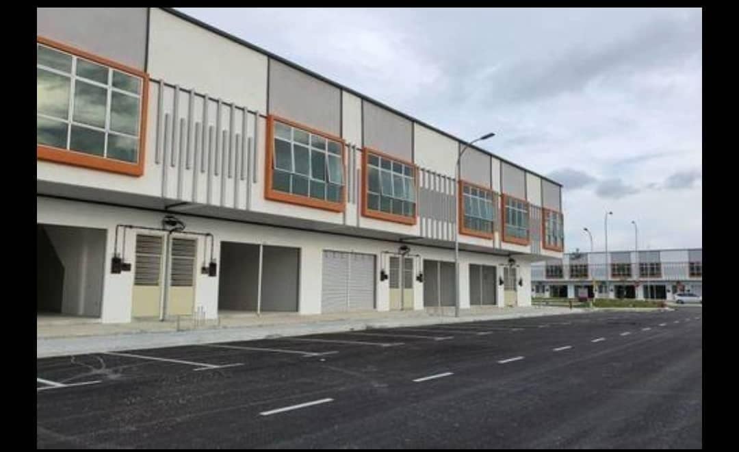 2-Storey Shoplot Pulai Mutiara 4 – photo 1