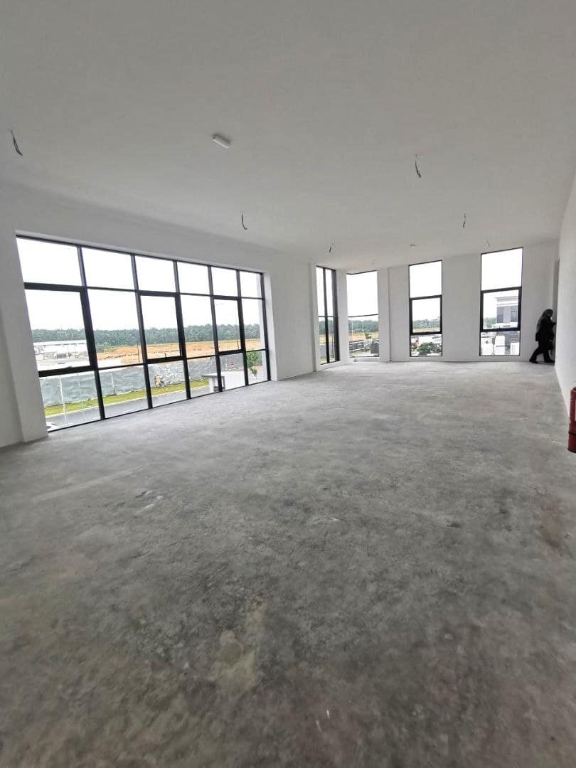 Semi-Detached Factory Eco Business Park 2 – photo 1