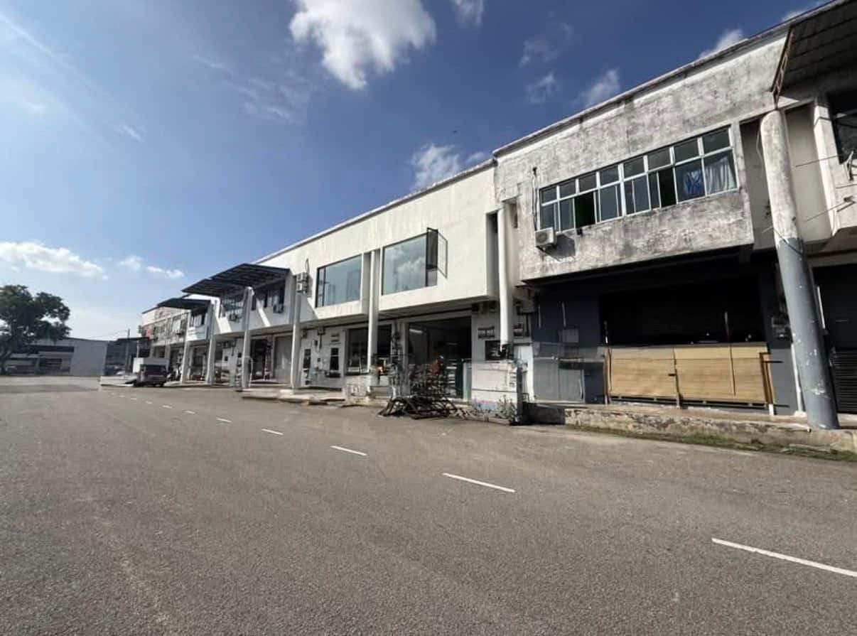 1.5 Storey Terrace Factory Taman Industri Jaya