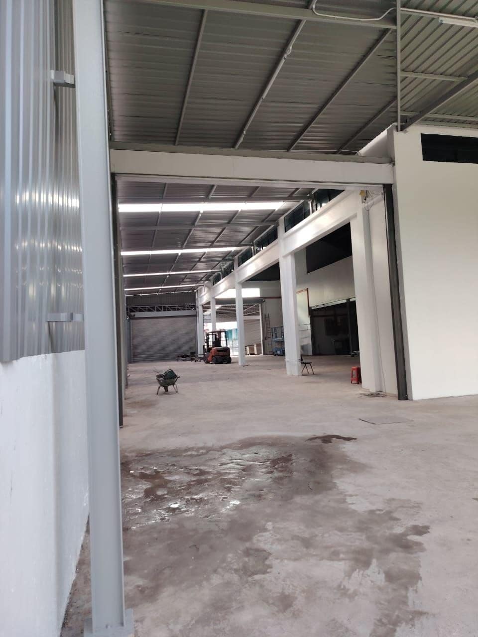 1.5 Storey Semi-D Factory Permas Jaya – photo 1