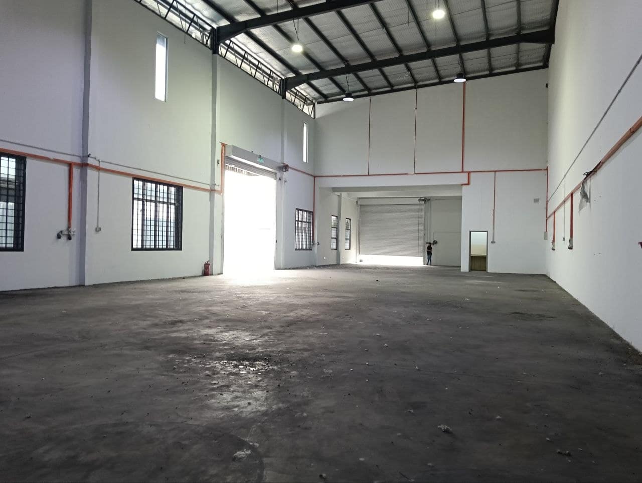Single Storey Cluster Semi D with 2 storey office block Desa Cemerlang – photo 1