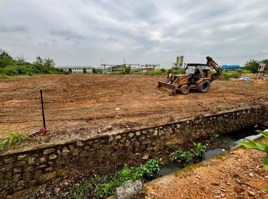 Light Industrial land Senai idaman – photo 1
