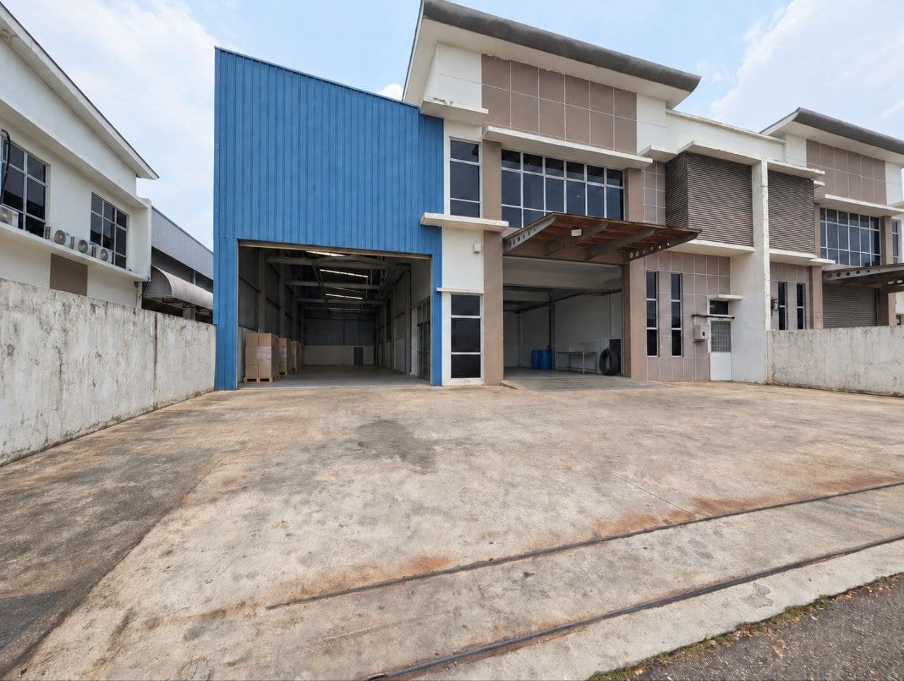 Single Storey Cluster Factory Lagenda Putra Industrial – photo 1