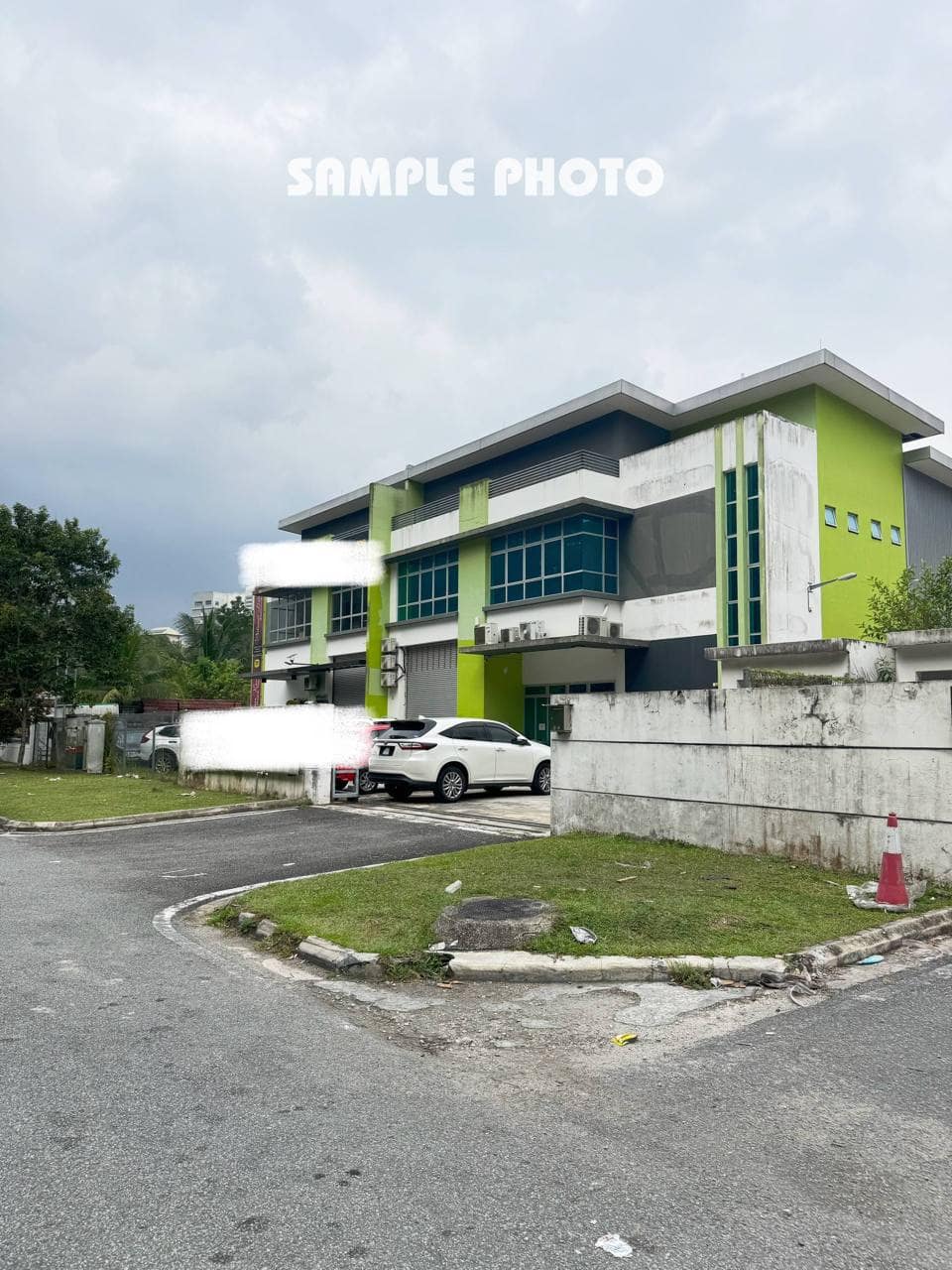 Double Storey Semi-D Factory Impian Emas โ photo 1