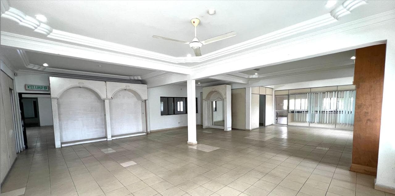 Factory with Office Tampoi – photo 1